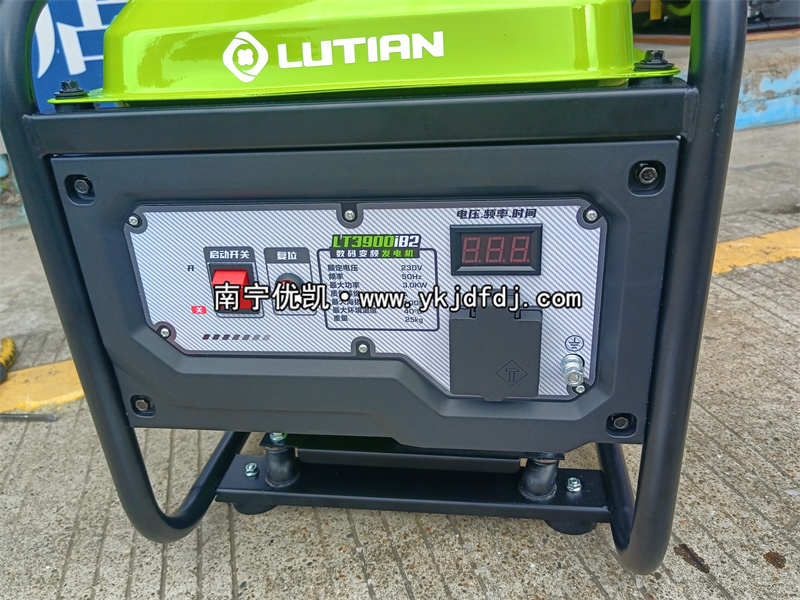 2024年6月28日，客戶到店自提一臺3KW汽油變頻發電機