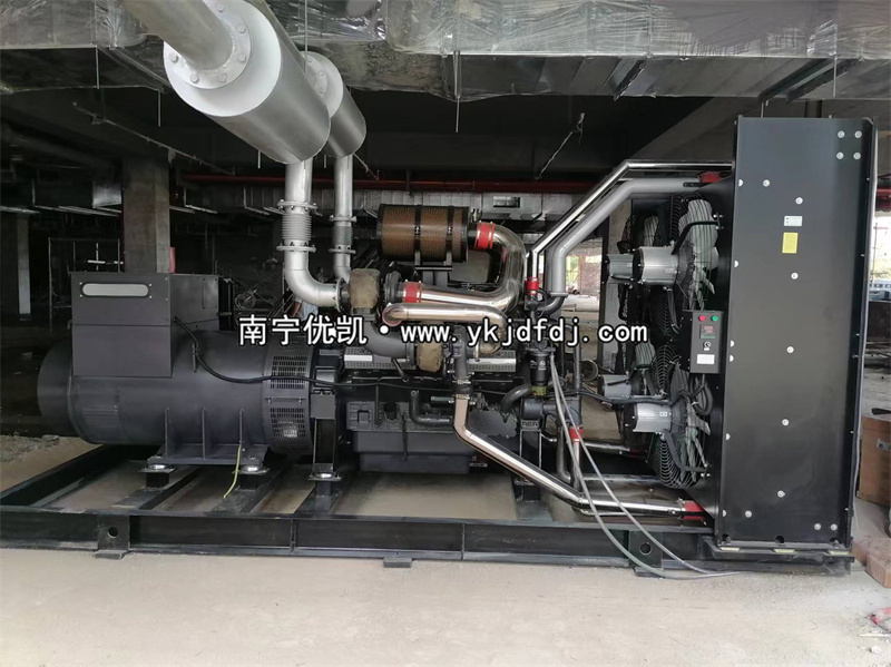 2024年7月15日，崇左項目1200KW凱普柴油發電機組到貨安裝